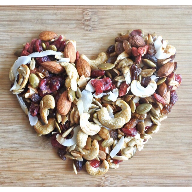 

Trail Mix / Mixed Nuts