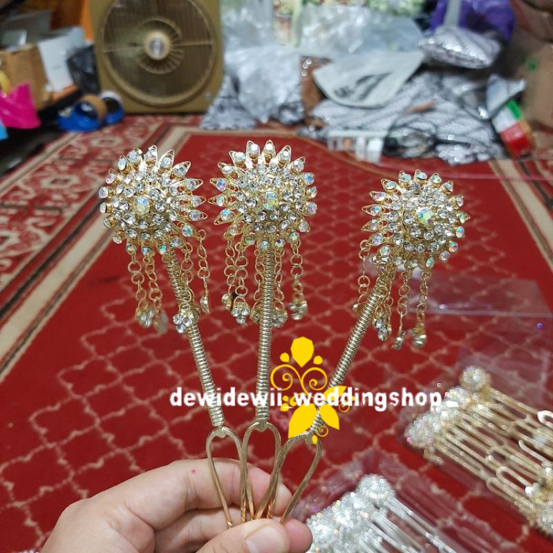 Mentul / Kembang Goyang isyana (Gold / Silver)