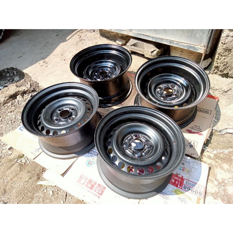 velg kaleng celong , kaleng custom