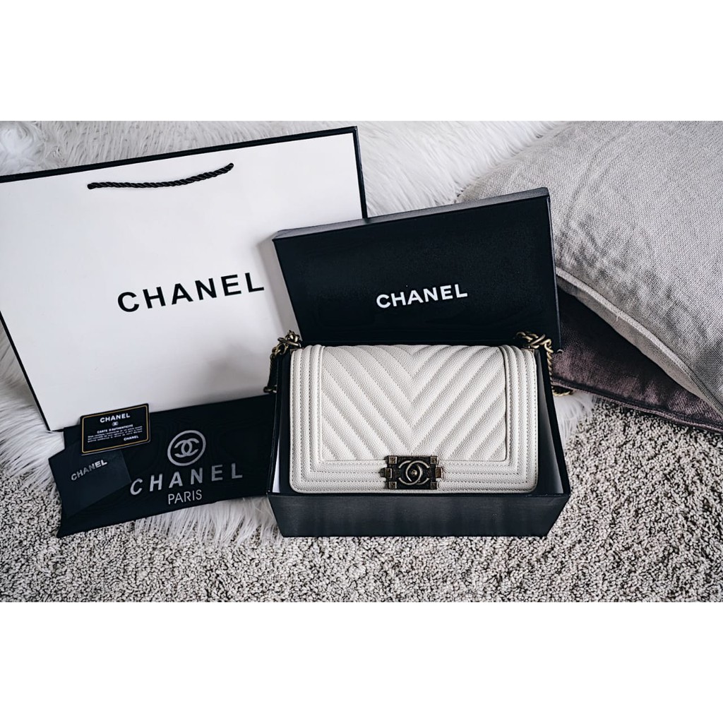 Tas CNL Boy Chevron Caviar Flap Bag Free Box