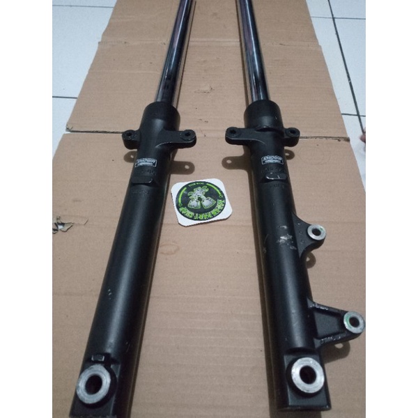 shockbreaker shock shok depan CB150R old CB 150 R lama