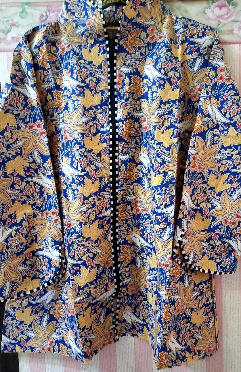 Benang Raja Atasan Batik Wanita Lengan Panjang Ukuran M L Xl