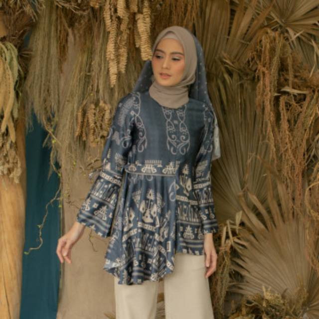 Pesanan Mba Bella Tana Blouse Majestic M by klamby