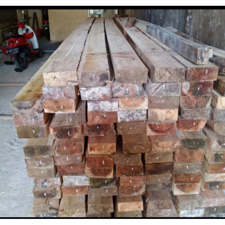 BALOK BANGUNAN LOKAL 5 x 10 x 400 CM (MIN ORDER 50BTG = 1KUBIK)