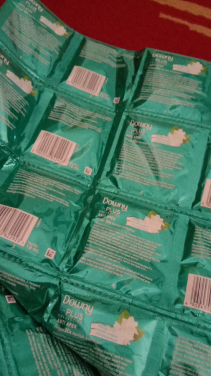 Downy Anti Apek Renceng @500 Sachet (1 Renceng Isi 24 Pcs)