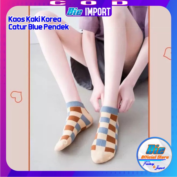 Kaos Kaki Korea Wanita Motif Catur Blue Pendek Impor Best Seller