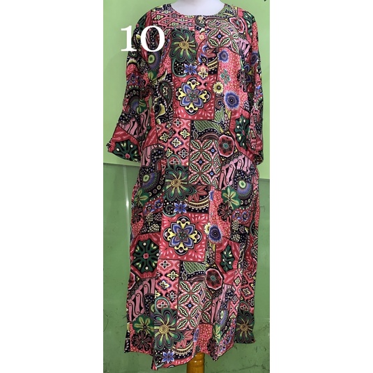 DASTER PENDEK LENGAN 3/4 LD 115CM KENCANA UNGU LABEL BIRU-10