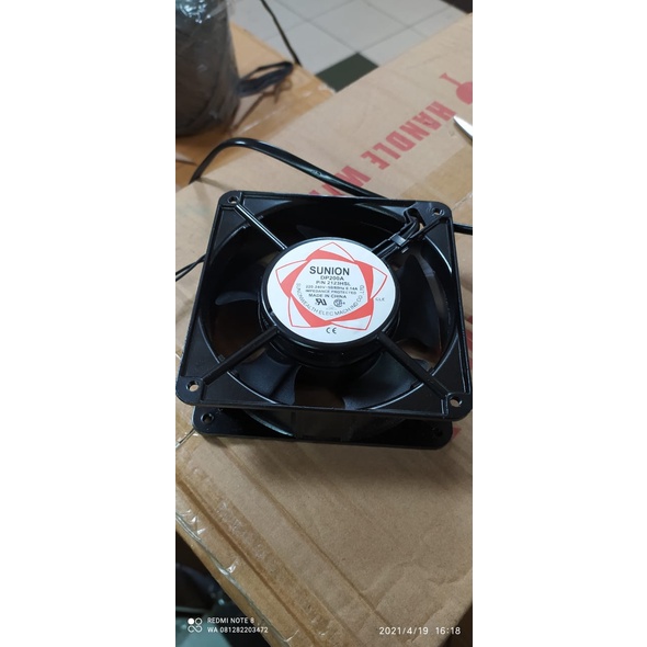 Single Fan for closed rack or wallmount rack server free kabel power