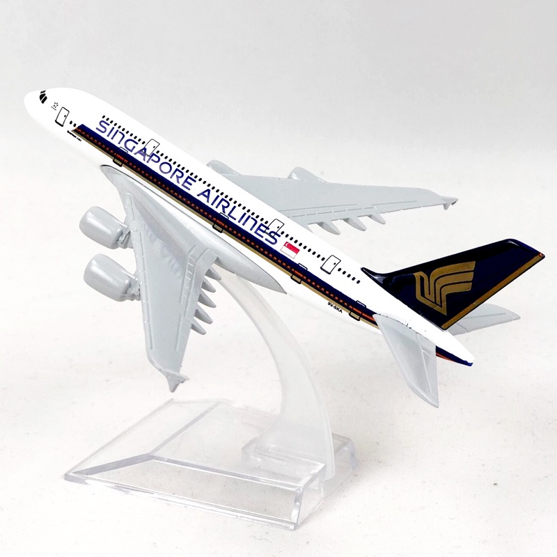 Miniatur Diecast Pesawat Terbang Singapore Airlines A380 380 Bahan Metal Ukuran 16cm