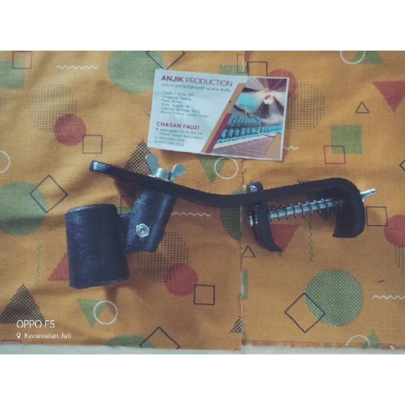 stand mic jepit drum & kendang warna hitam