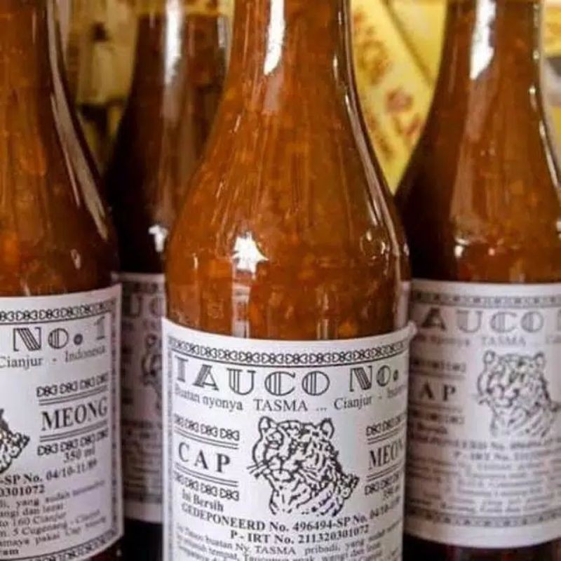 

Tauco Nyonya Tasma Asli Cianjur Cap meong 350ml