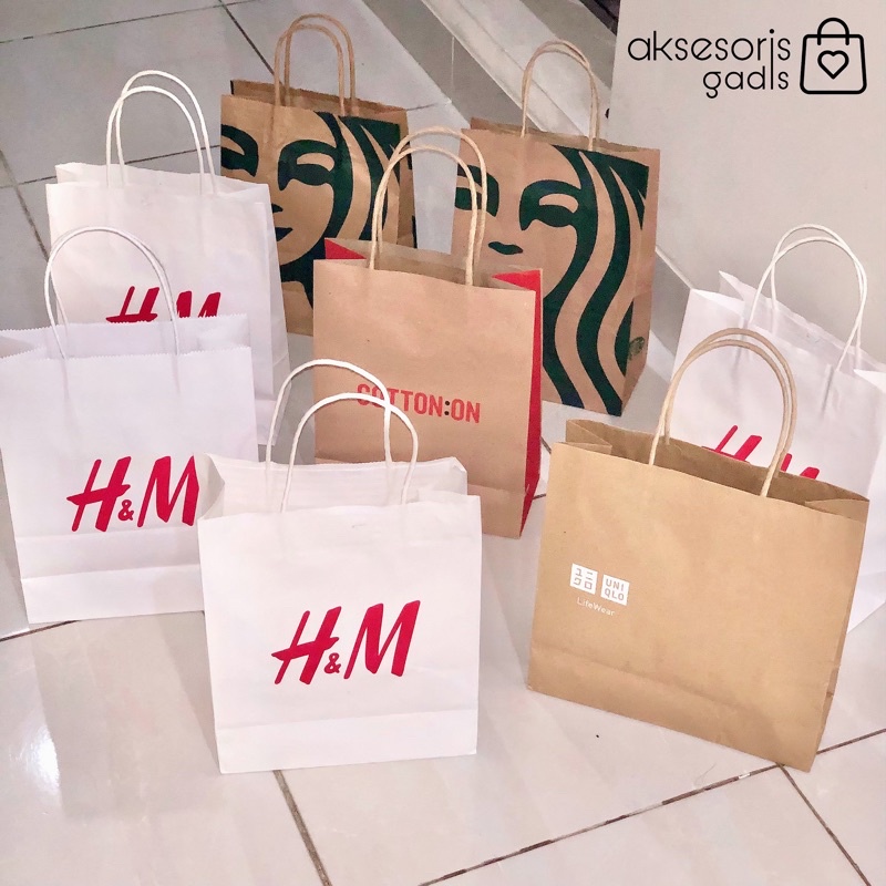 

Paper bag branded original store | kado atau hadiah paperbag uniqlo paperbag H&M / totebag starbucks / totebag murah / aksesoris gadis