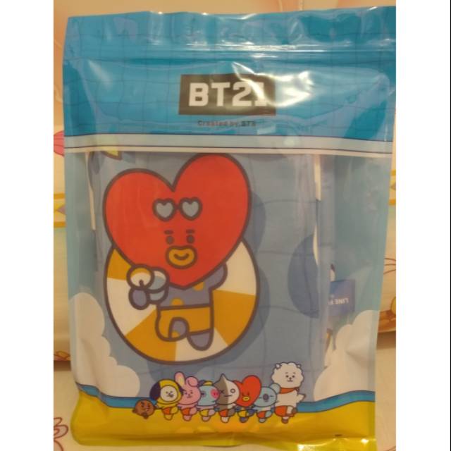 (LIMITED BT21 X INNISFREE) Beach towel & magnet set BT21 X Innisfree
