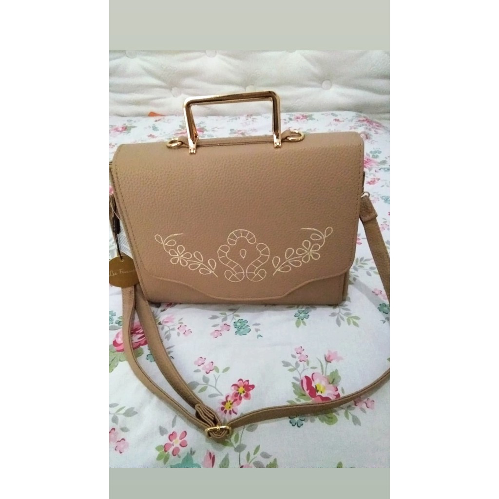 LES FEMMES SHOULDER BAG