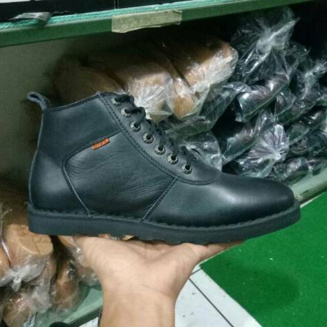 Dr faris original 4026 kulit pull up asli sepatu boots casual pria full black