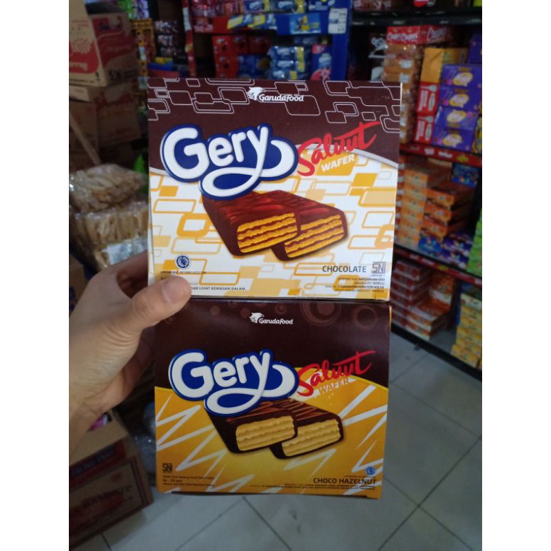 

( Kemasan baru di foto ke 2 ya )Gery Salut Wafer kemasan baru isi 24