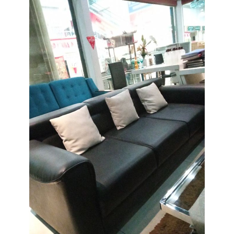 Sofa Hitam Cover Kulit Jenis Oscar