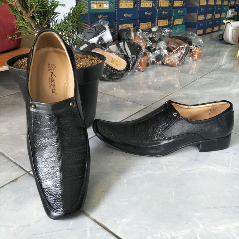 Sepatu kulit asli pria kantoran by Lacosta