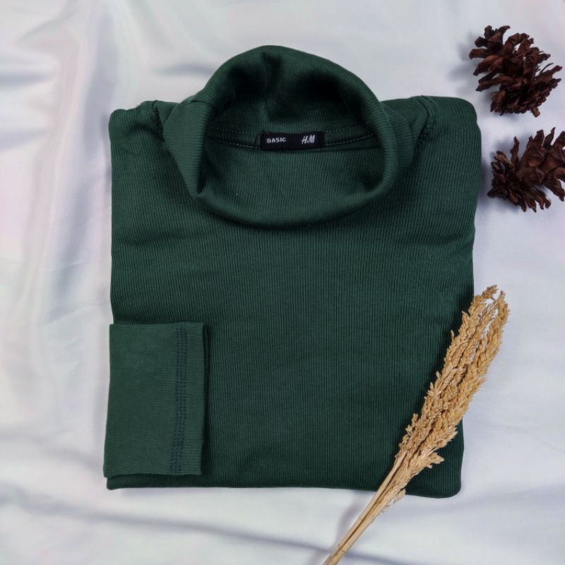Kaos Turtleneck Pria Wanita Leher Tinggi Rib Premium-Hijau Botol