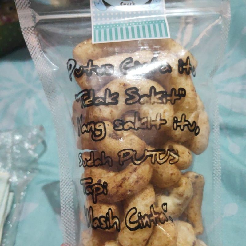 

Makaroni Besar (Snack Baper)