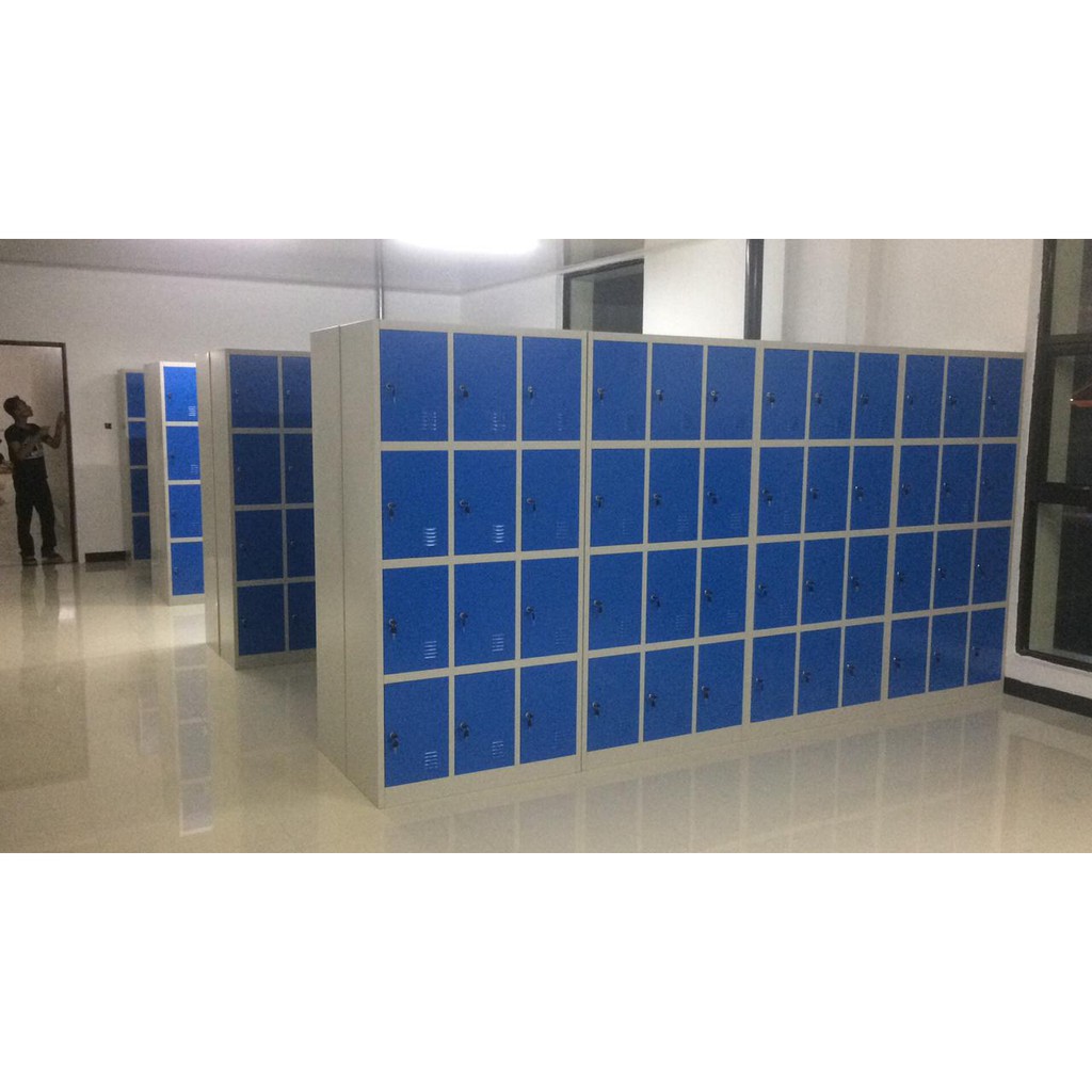 Lemari loker 15 pintu