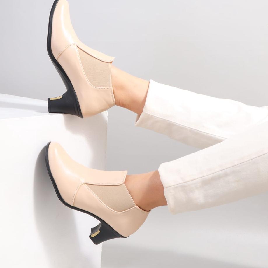 Modern.. Montella - Sepatu Booth TITAN