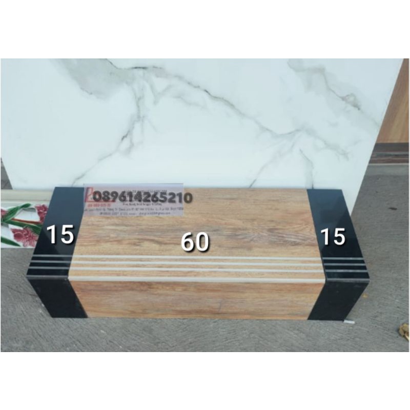 granit tangga 30x90 dan 20x90 kombinasi hitam catonwood