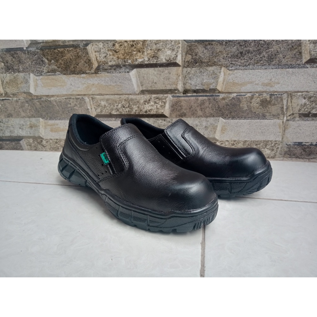 SEPATU PRIA SAFETY KULIT ASLI