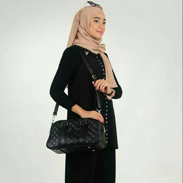 Tas Yuvika My Qeena by Kirana Stuff