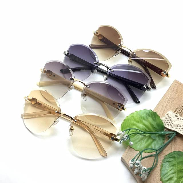 Kacamata Hitam Wanita Gucci 0286