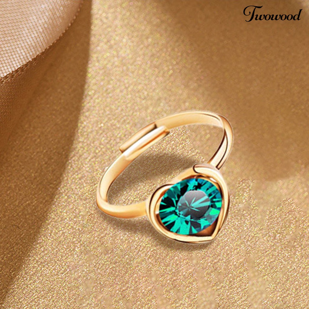 4pcs / Set Perhiasan Kalung Anting Cincin Gelang Bentuk Hati Aksen Glitter Kristal Imitasi Bahan Alloy Gaya Vintage Untuk Pesta