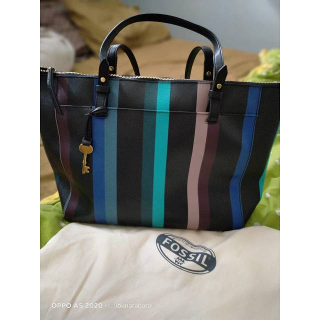 ❌SOLD❌Fossil tote Preloved