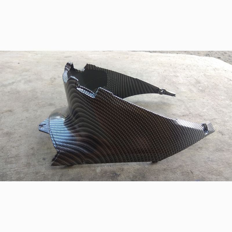 legshil supra 125 karbon /Dek bawah jok tangki supra x 125 karbon