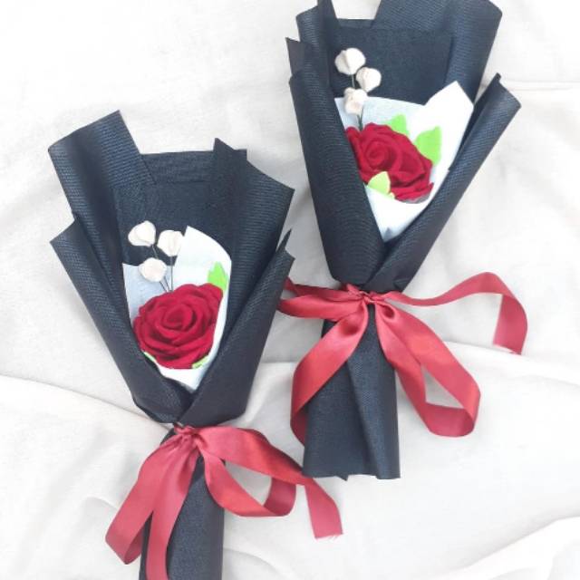 

kado pacar / kado cewek / kado bunga / kado ultah /kado wisuda / hadiah ulangtahun /buket murah