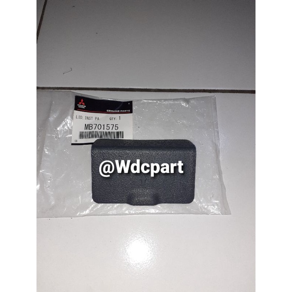 cover tutup oli rem dashboard colt l300 original mitsubishi