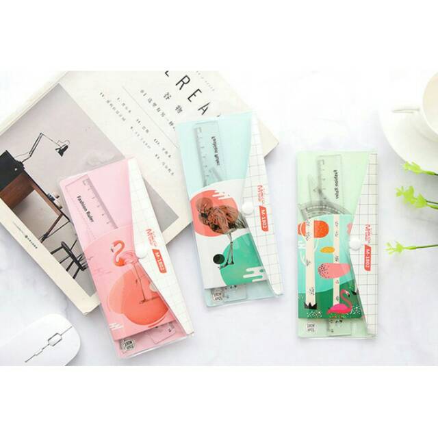 

Penggaris Set Isi 4 Flamingo dan Bunga
