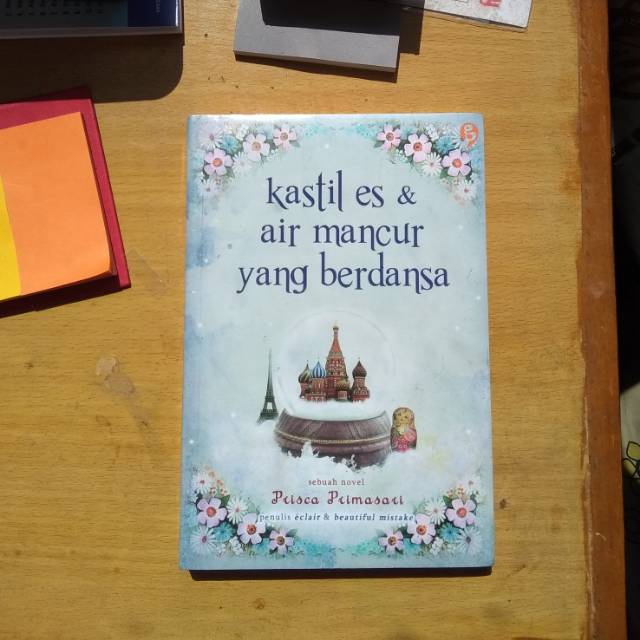 Kastil Es & Air Mancur yang Berdansa