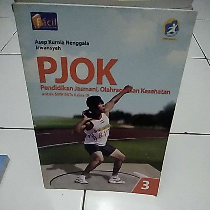 BUKU PJOK UNTUK SMP KELAS 3.