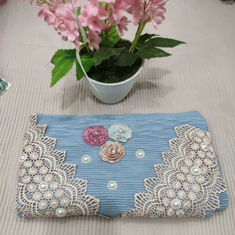 segi empat plisket renda bunga jambul/jilbab segi empat plisket jilbab segi empat plisket renda terbaru/jilbab segi empat viral terbaru/jilbab segi empat plisket renda terbaru-Soft blue