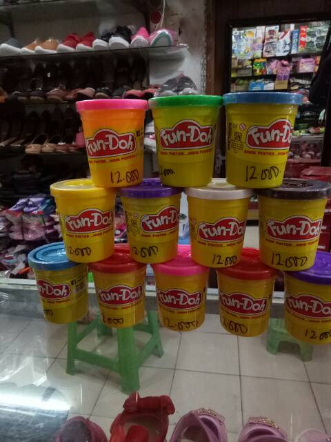 Fun dog/play doh/mainan anak