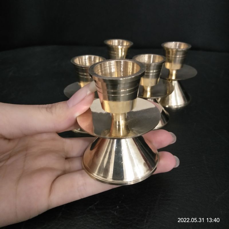 Tempat lilin kuningan polos Gold candle holder