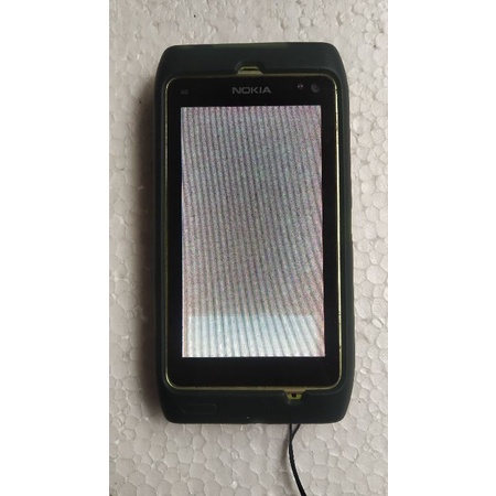 Nokia N8 bahan