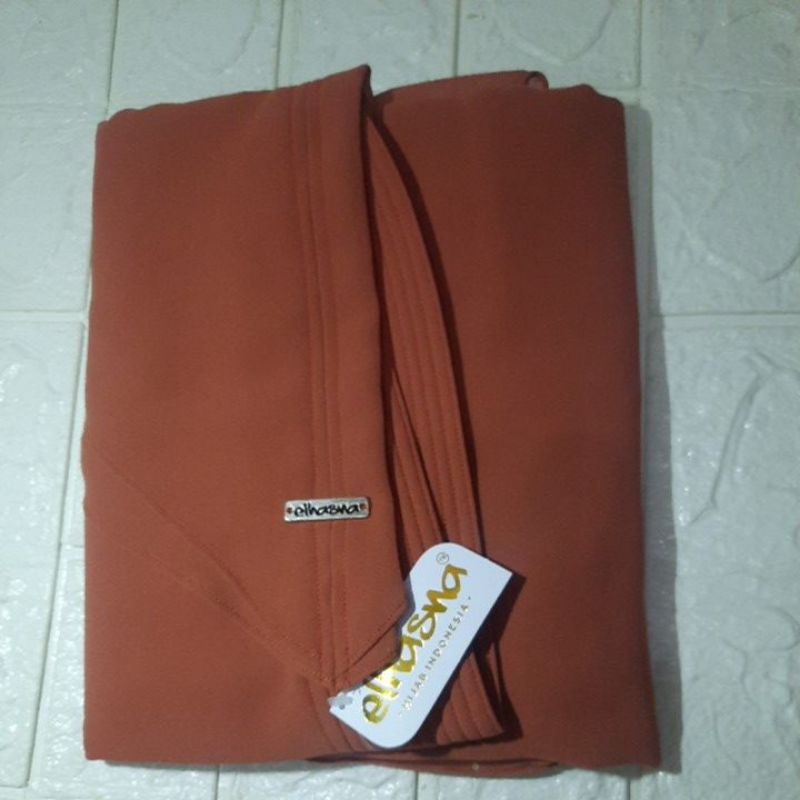 ELHASNA//KHIMAR L ORI ELHASNA/CERUTY BABYDOLL DUA LAYER/KHIMAR ELHASNA/KHIMAR LANCIP-Merah bata tua