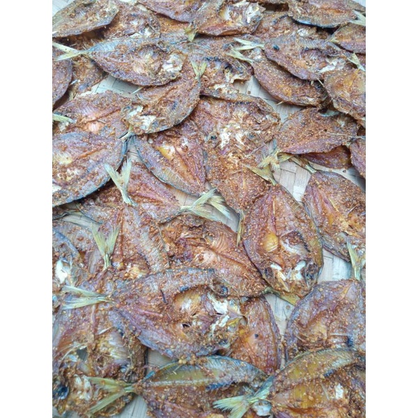 

Dendeng Ikan Laut kering / Ikan Laut Kering Bumbu / Ikan Kering / Ikan Belah Bumbu / Ikan Khas Probolinggo / Ikan Kering Bumbu Manis