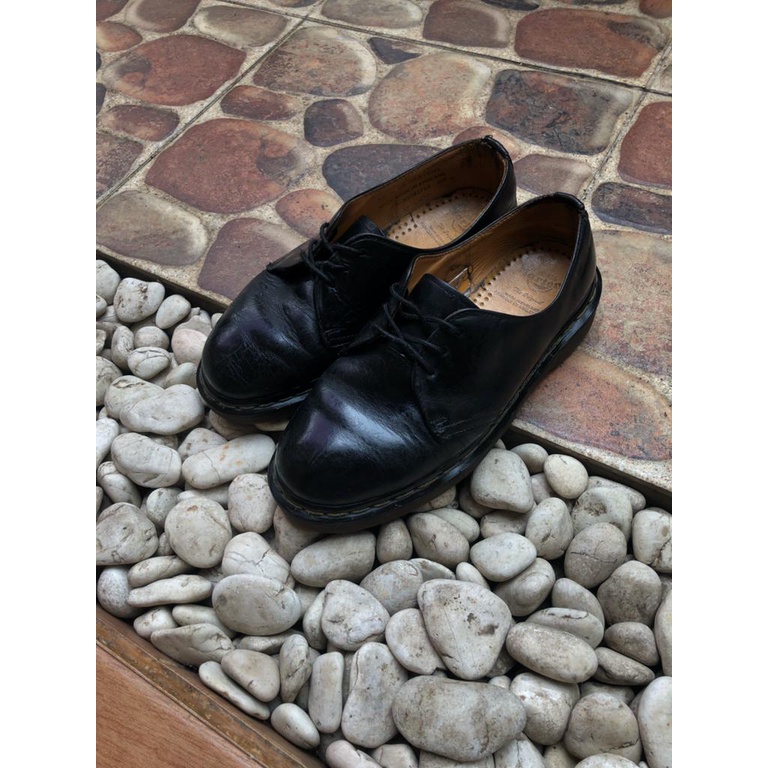 Sepatu Dr. Martens Vintage Black 1461 Original England Second