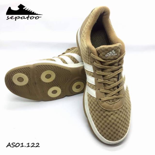Sepatu branded original second/bekas adidas