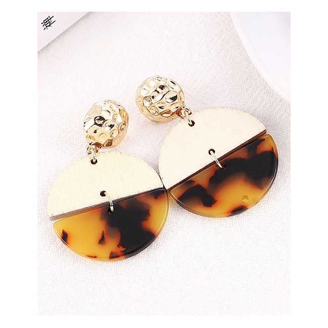 LRC Anting Tusuk Fashion Half Moon Wooden Earrings Y6126X