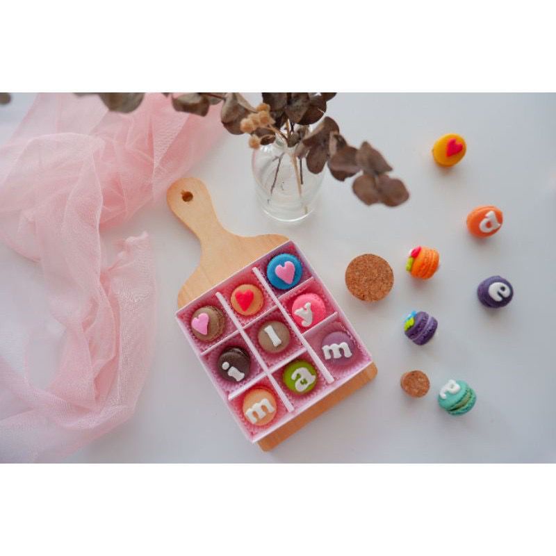 

BABY MACARON GIFT ISI 9 PCS