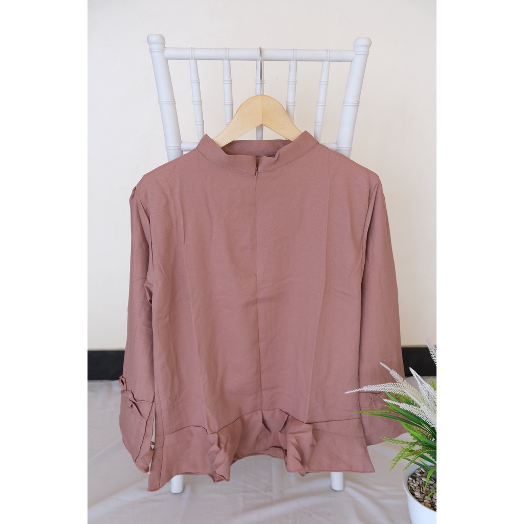 KATLINA BASIC TOP BLOUSE WANITA-MOCCA