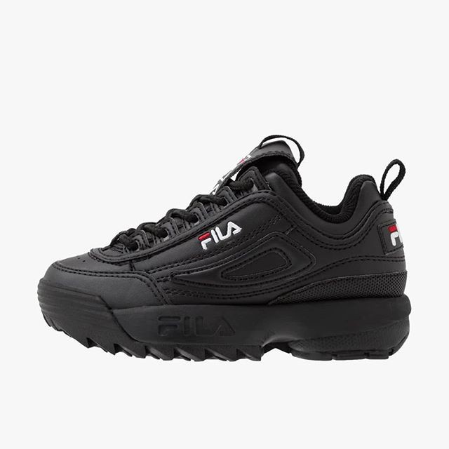 full black fila shoes